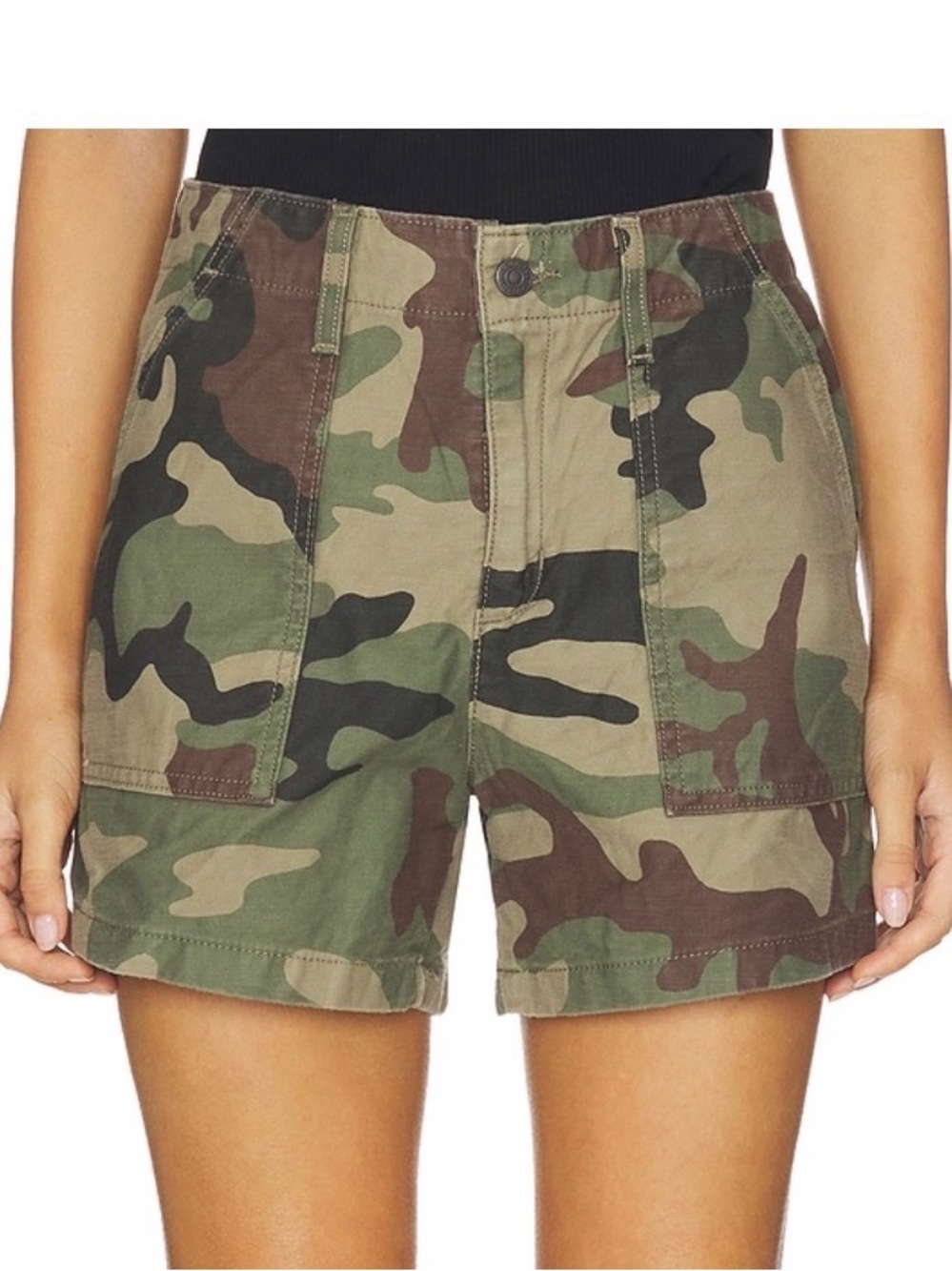 Rib cage Utility Short Zip in Parkhill Camo Covert
